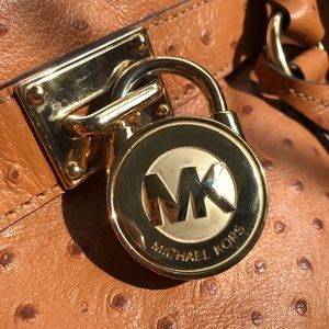 Delicious Michael Kors Leather Hamilton Handbag -